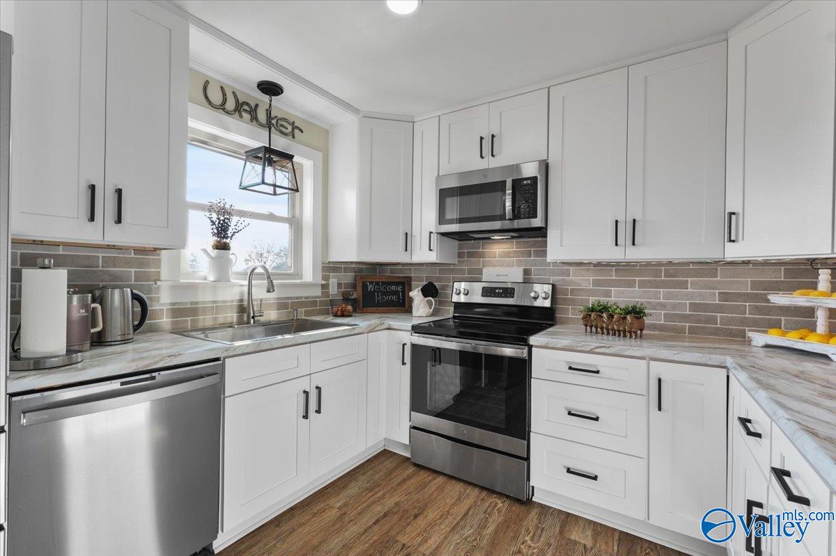 Union Grove, Alabama 35175, United States, 3 Bedrooms Bedrooms, ,2 BathroomsBathrooms,Residential,Active,252125