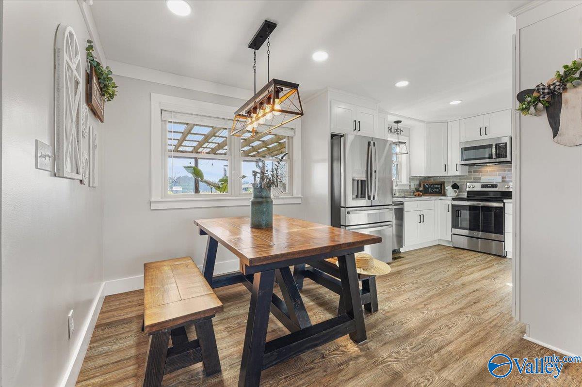 Union Grove, Alabama 35175, United States, 3 Bedrooms Bedrooms, ,2 BathroomsBathrooms,Residential,Active,252125