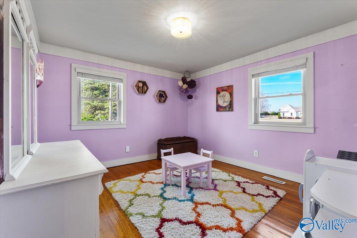 Union Grove, Alabama 35175, United States, 3 Bedrooms Bedrooms, ,2 BathroomsBathrooms,Residential,Active,252125