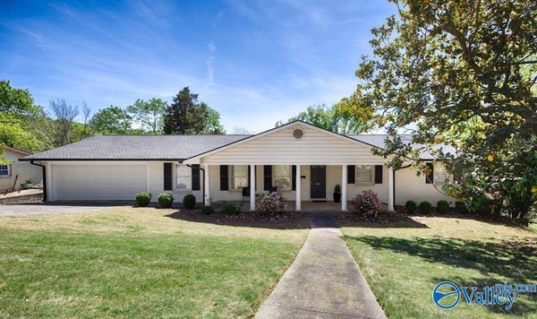 1810 SHADES CREST RD SE, HUNTSVILLE, AL 35801 - Image 700c6a82b7e7c02caf2bedf62f8bce48/2971741251