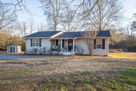 162 County Road 587 Rainsville AL 35986