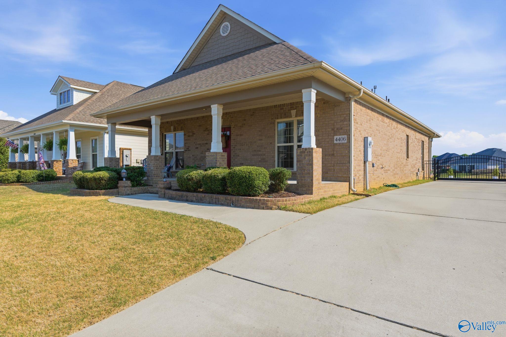4406 Lake Willow Blvd SE