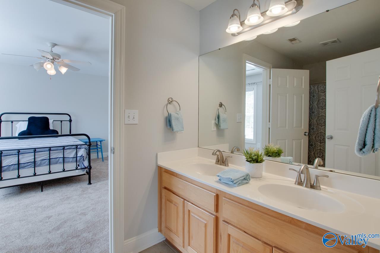 2812 Winterberry Way, Owens Cross Roads, Alabama image 36