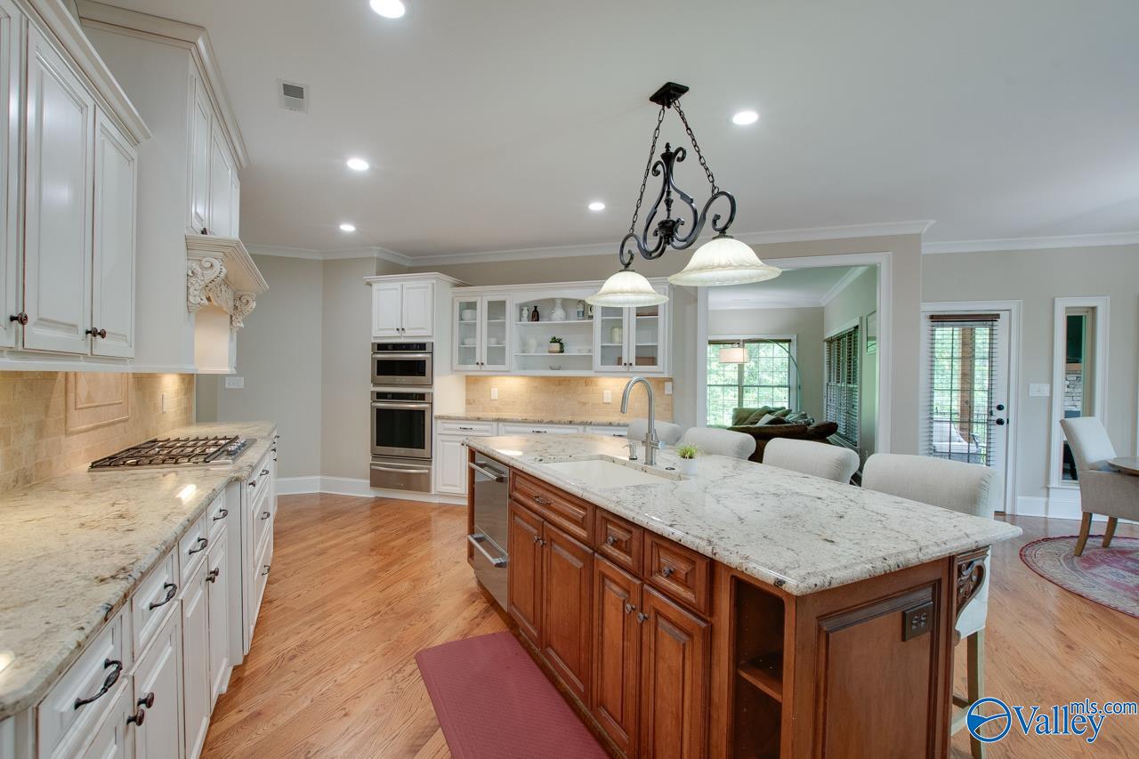 2833 High Mountain Road, Huntsville, Alabama image 13