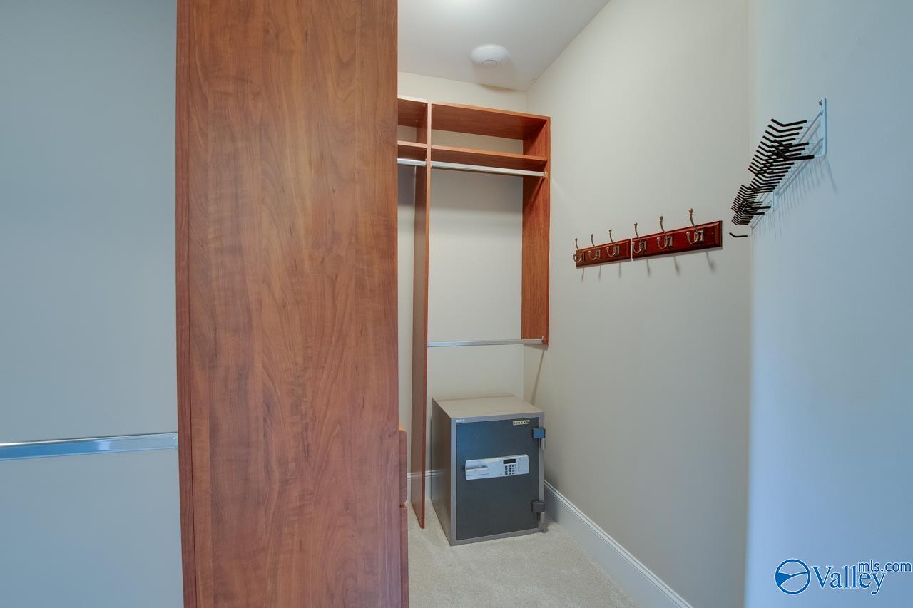 2833 High Mountain Road, Huntsville, Alabama image 30