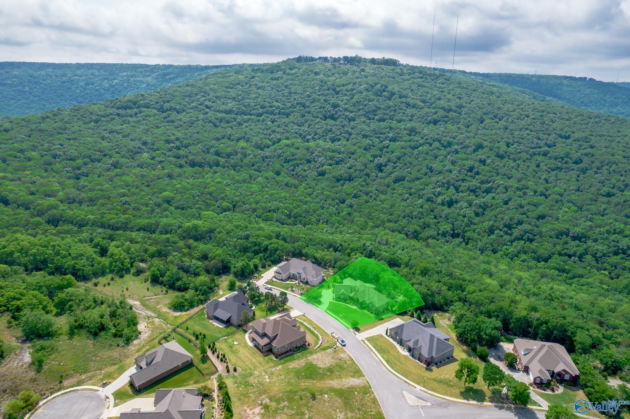 2833 High Mountain Road, Huntsville, Alabama image 3