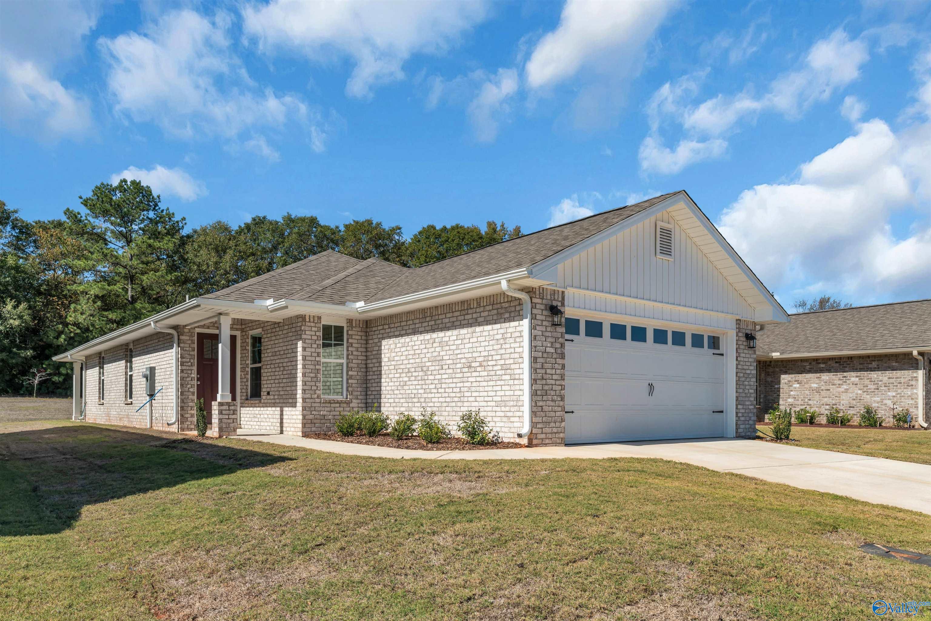 15371 Lapwing Cove, Athens, Alabama image 2