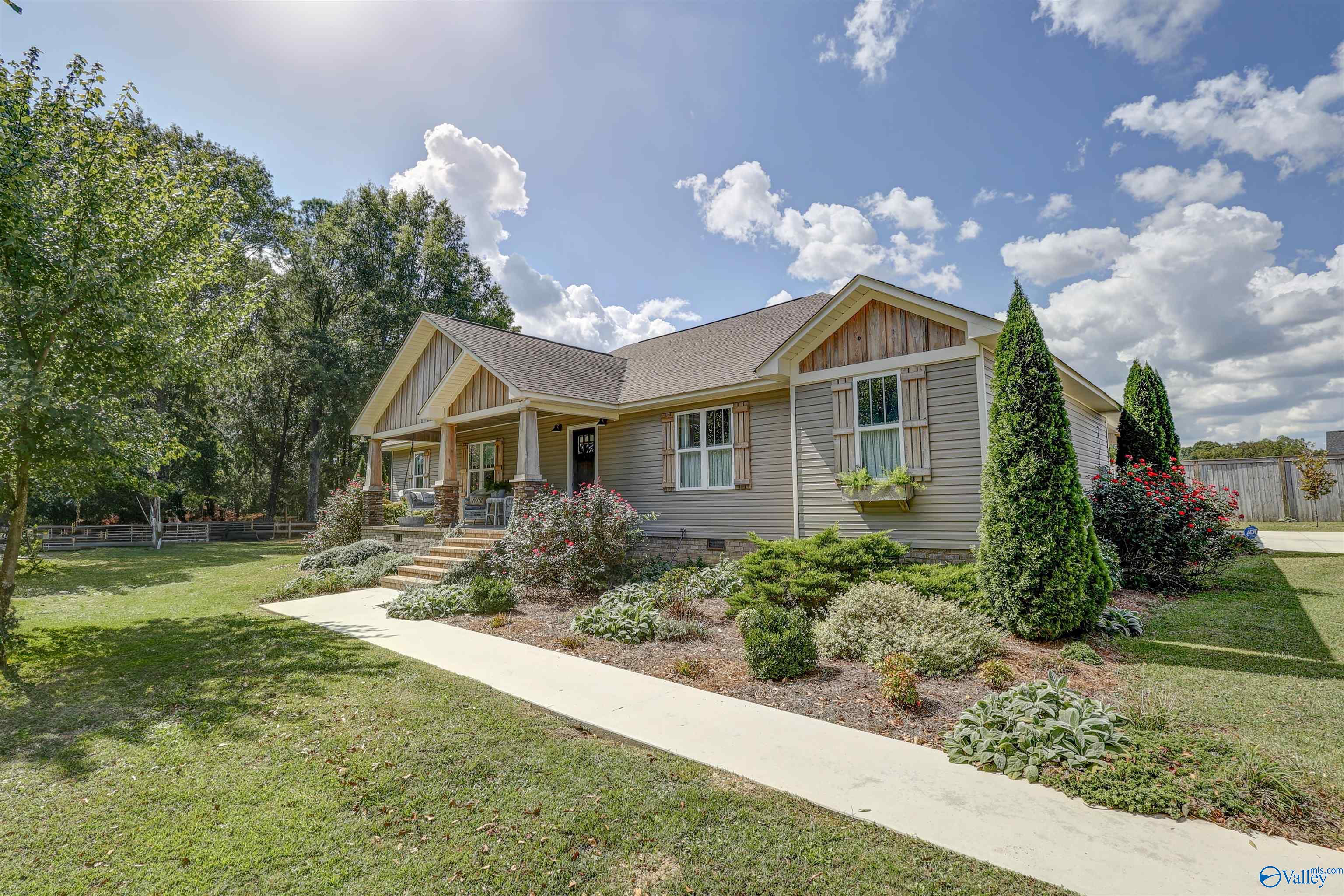 2407 Oak Drive, Boaz, Alabama image 3