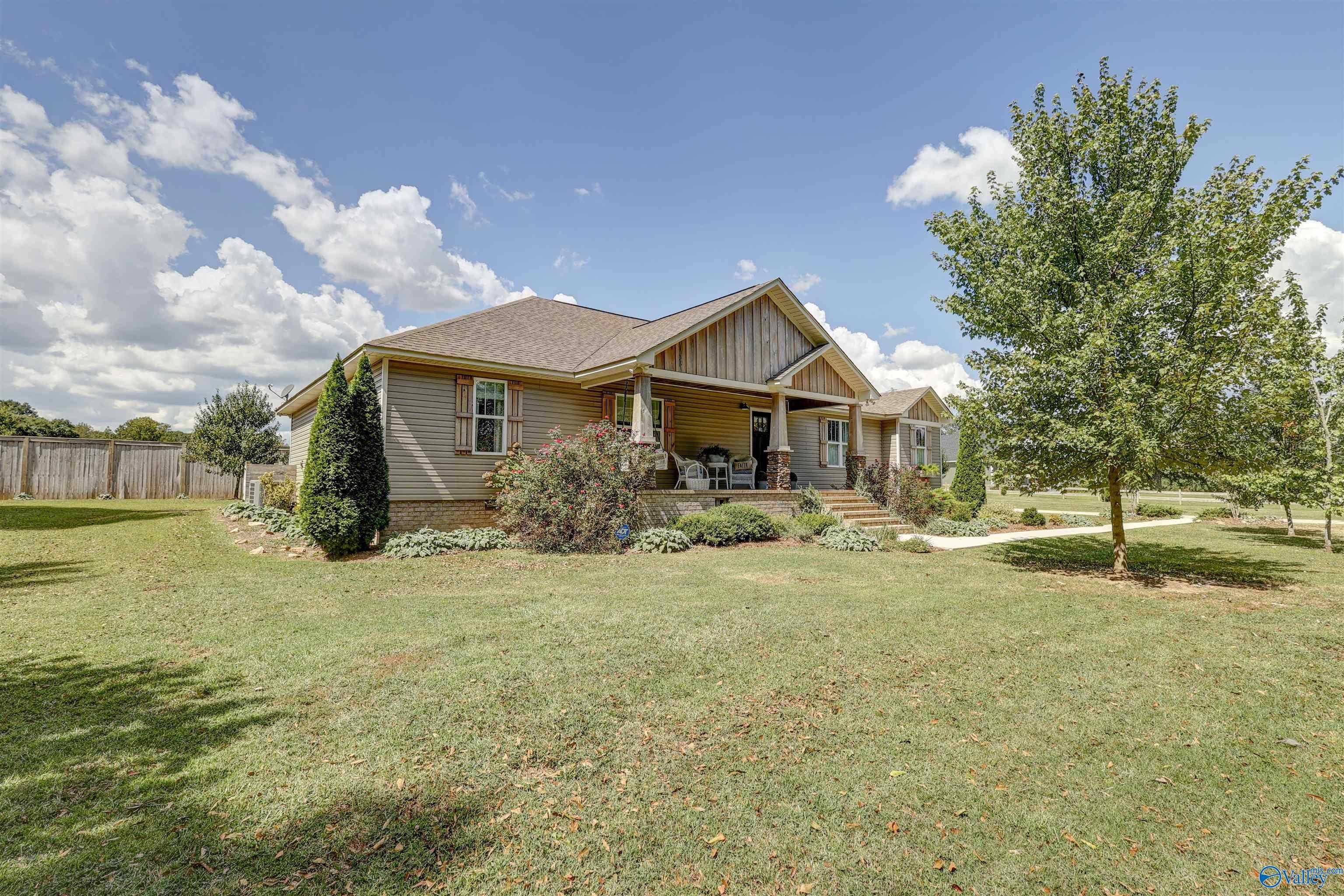 2407 Oak Drive, Boaz, Alabama image 4