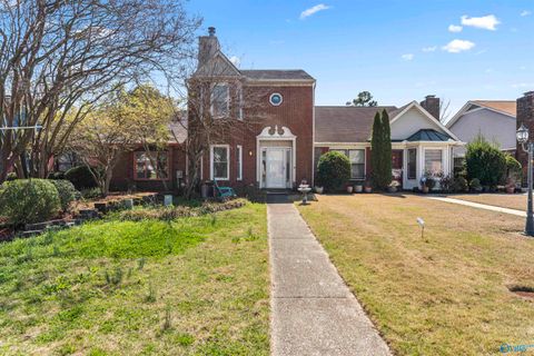 Townhouse For Sale - 415 Autumnwood Drive<br/> Decatur, AL 35601