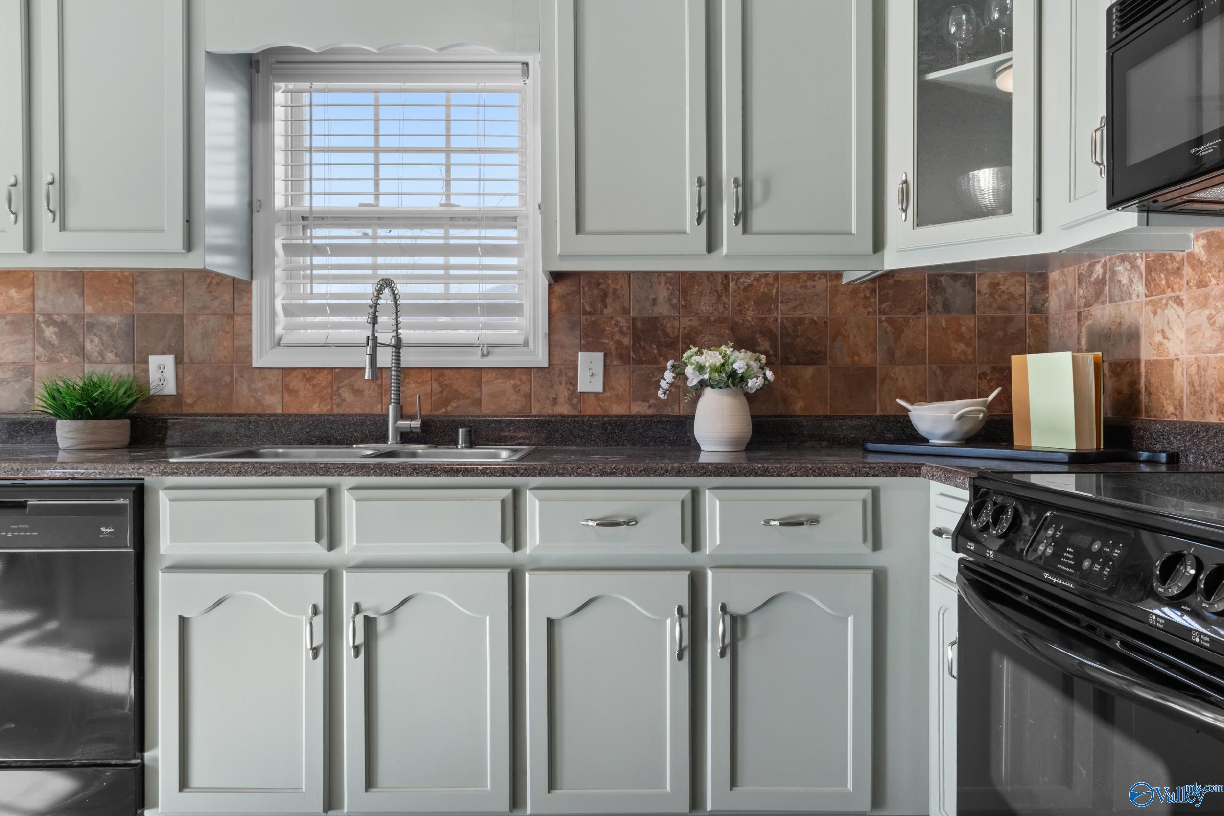 14302 Sara Beth Drive, Harvest, Alabama image 10