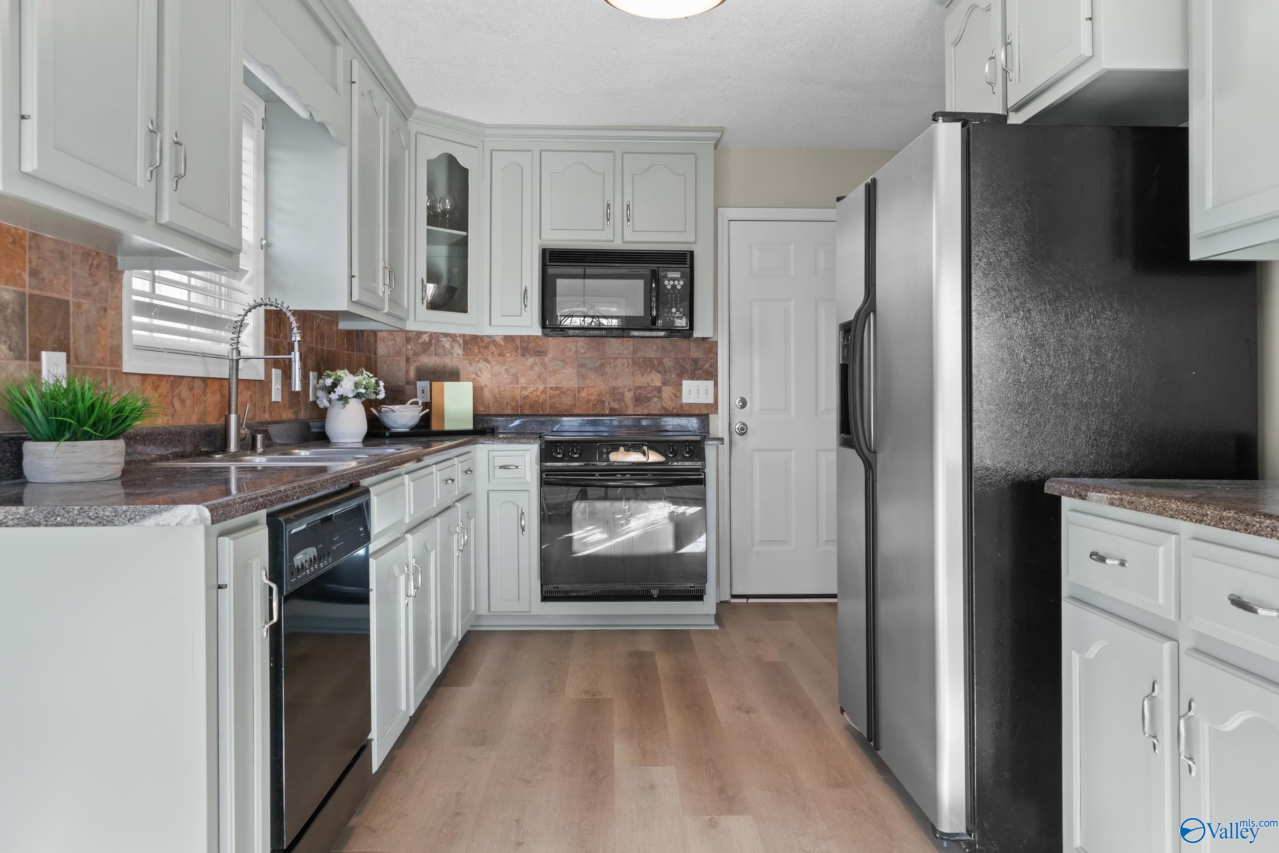 14302 Sara Beth Drive, Harvest, Alabama image 11