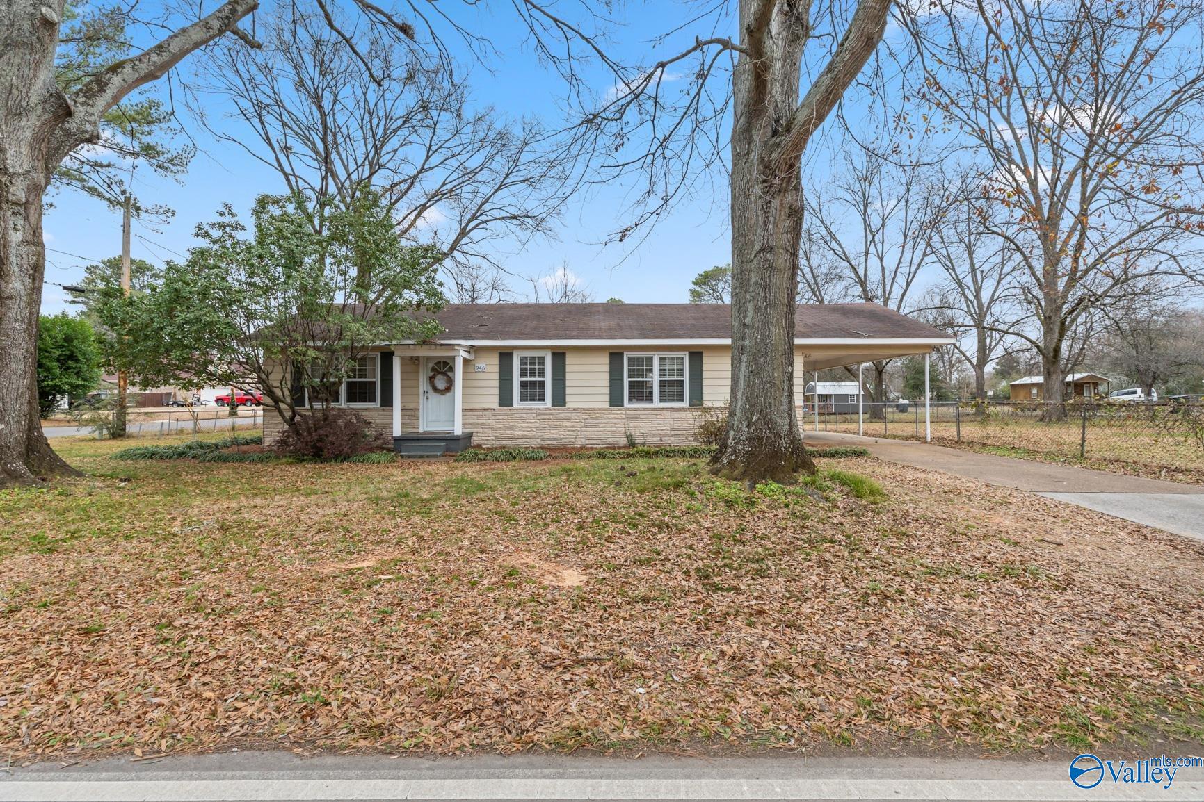 946 Cedar Street, Decatur, Alabama image 1