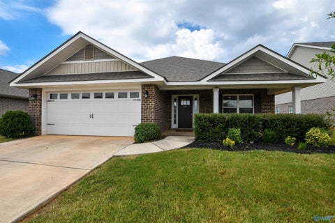 Homes For Rent - 194 Abercorn Drive<br/> Madison, AL 35756
