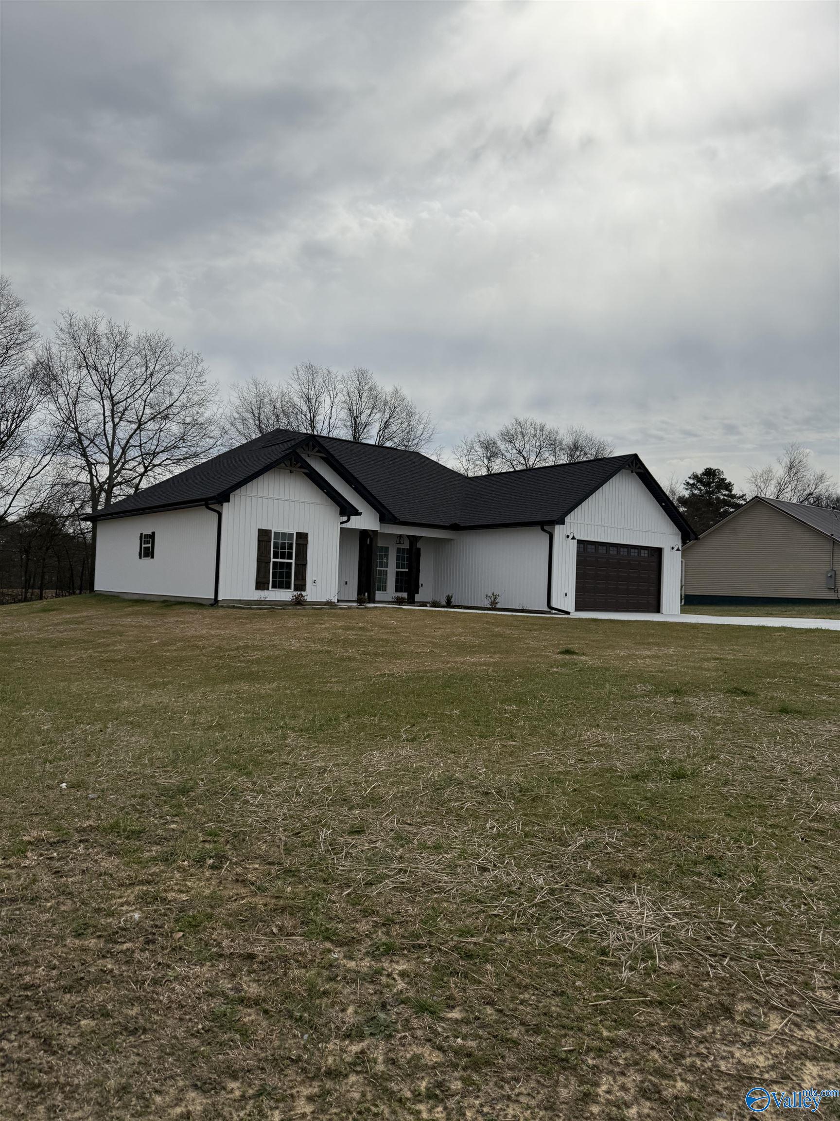 108 Carrington Lane, Albertville, Alabama image 2