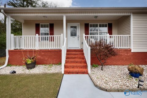 Photo of 222 Mary Jo Isom Lane, Arab, AL 35016 (MLS # 21905101)