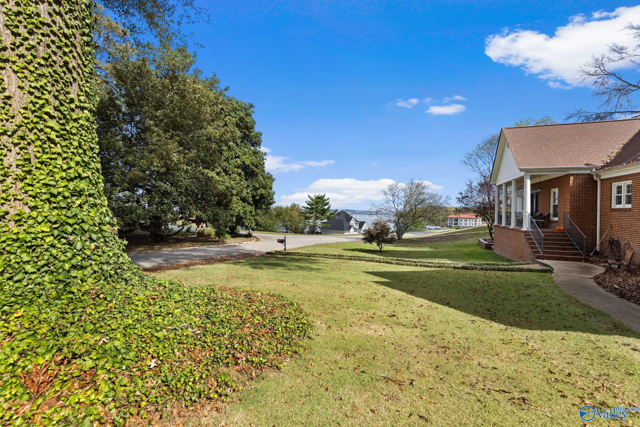 101 Tressie Street, Sheffield, Alabama image 8