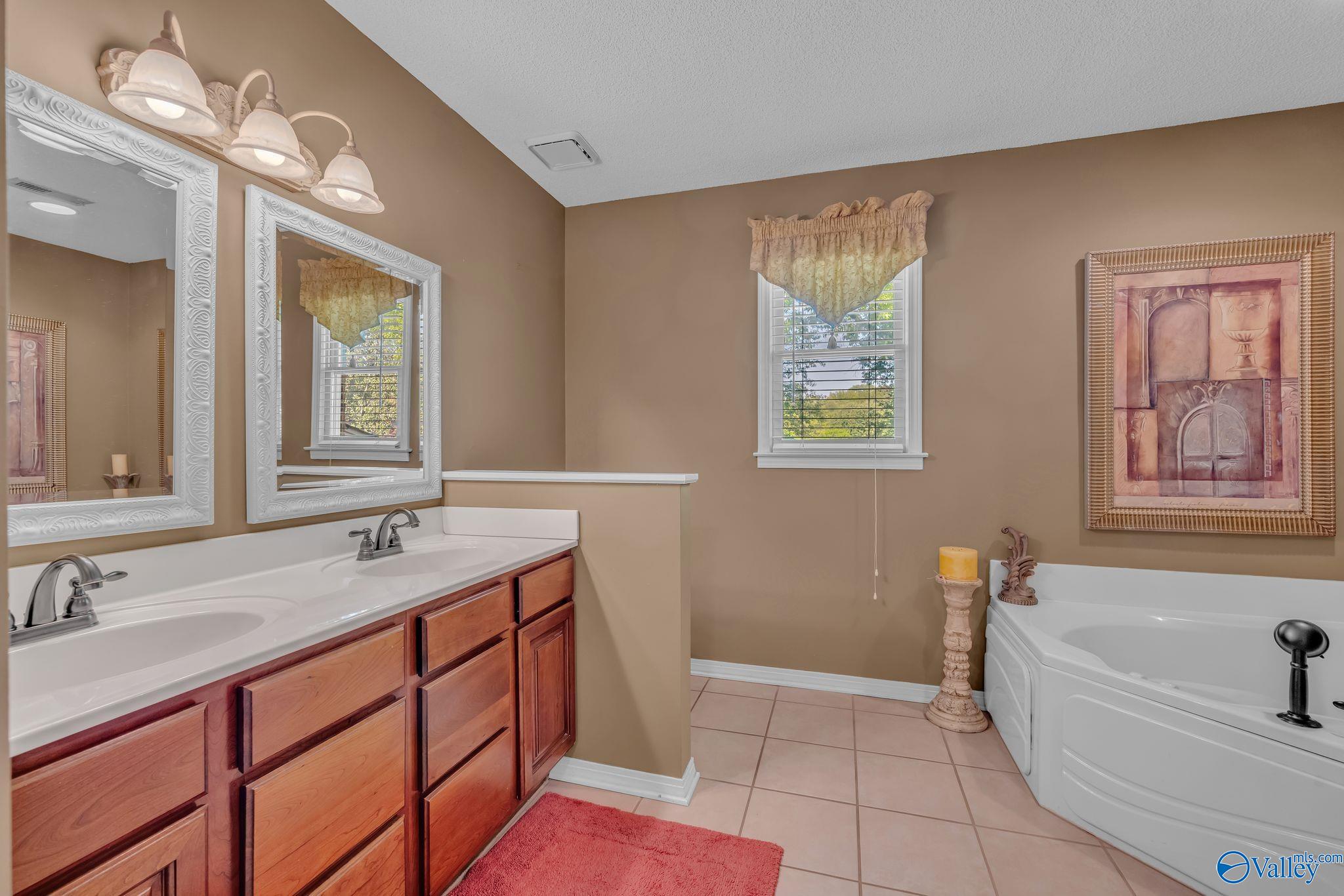 1525 Southampton Court, Decatur, Alabama image 27