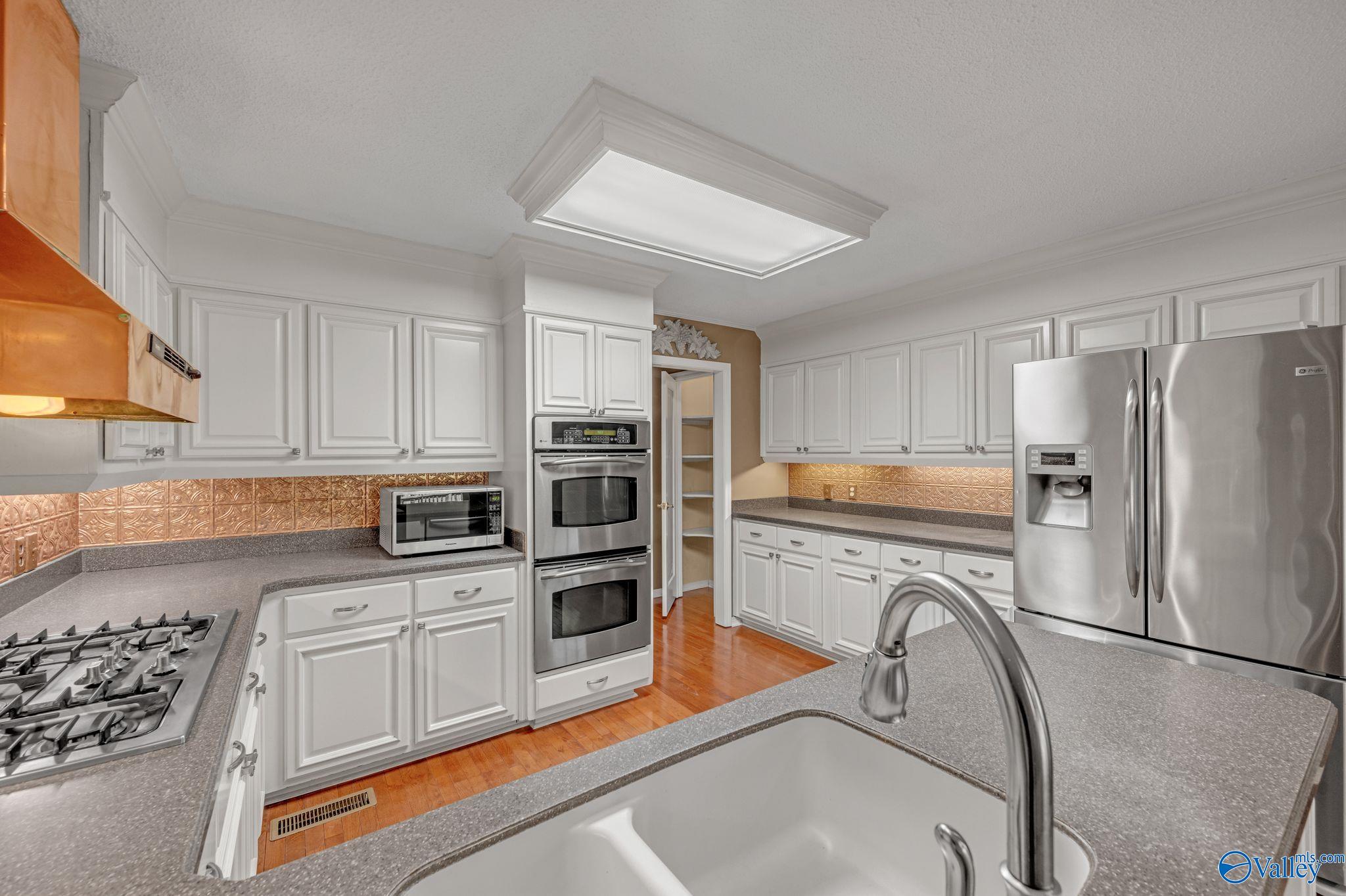 1525 Southampton Court, Decatur, Alabama image 10