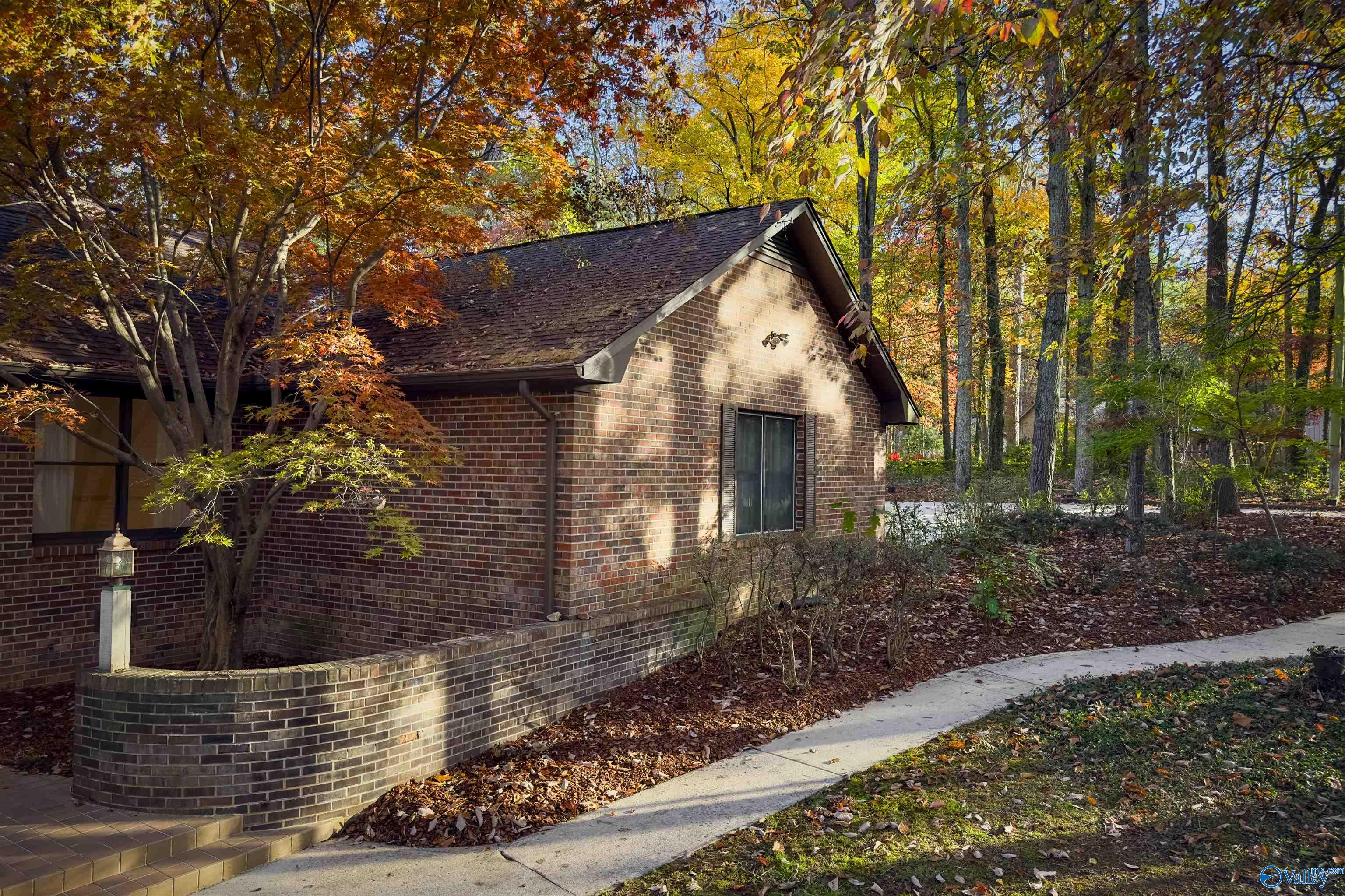 4306 Autumn Leaves Trail, Decatur, Alabama image 7