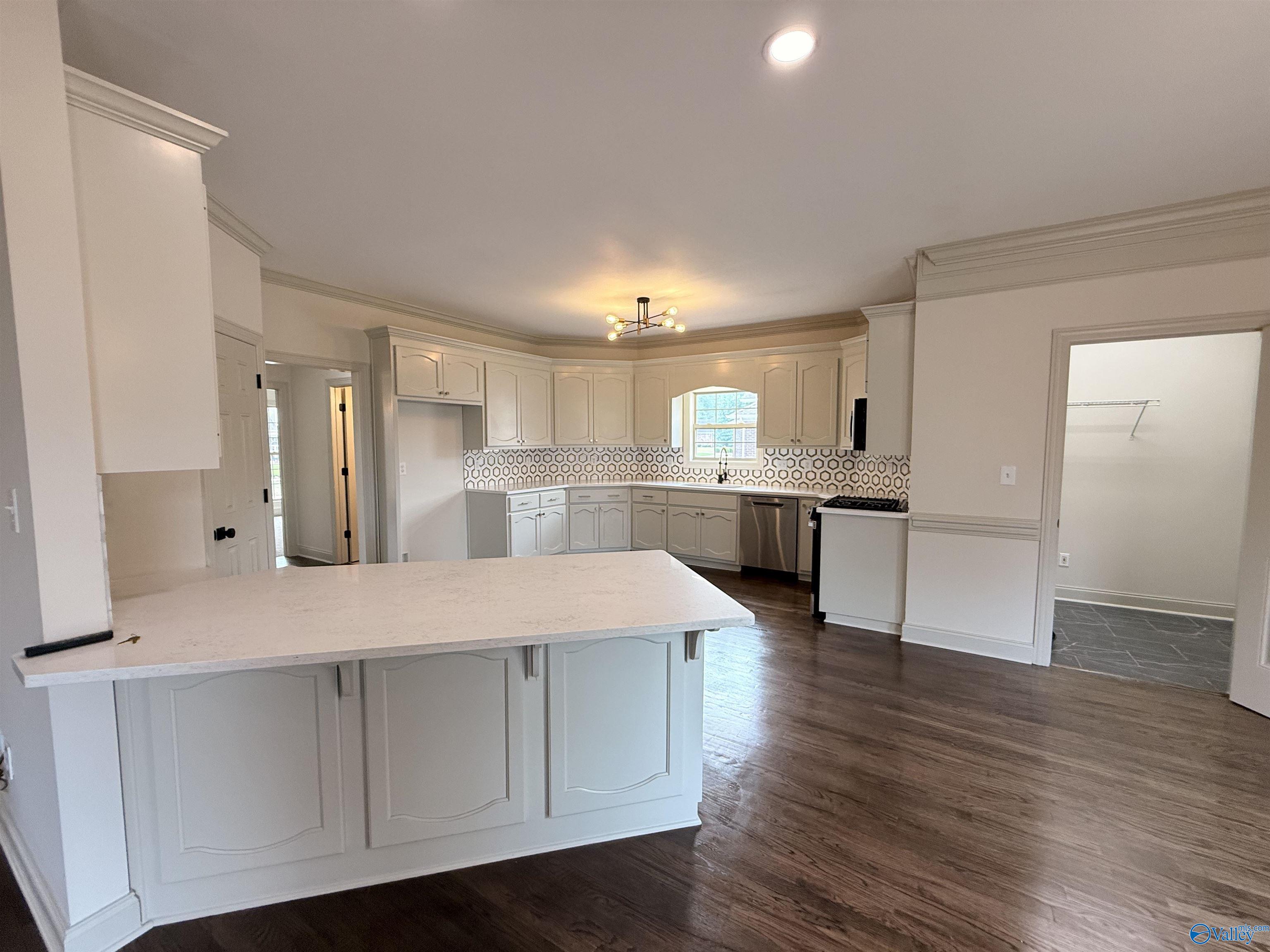 4805 Saddle Ridge Drive, Owens Cross Roads, Alabama image 17