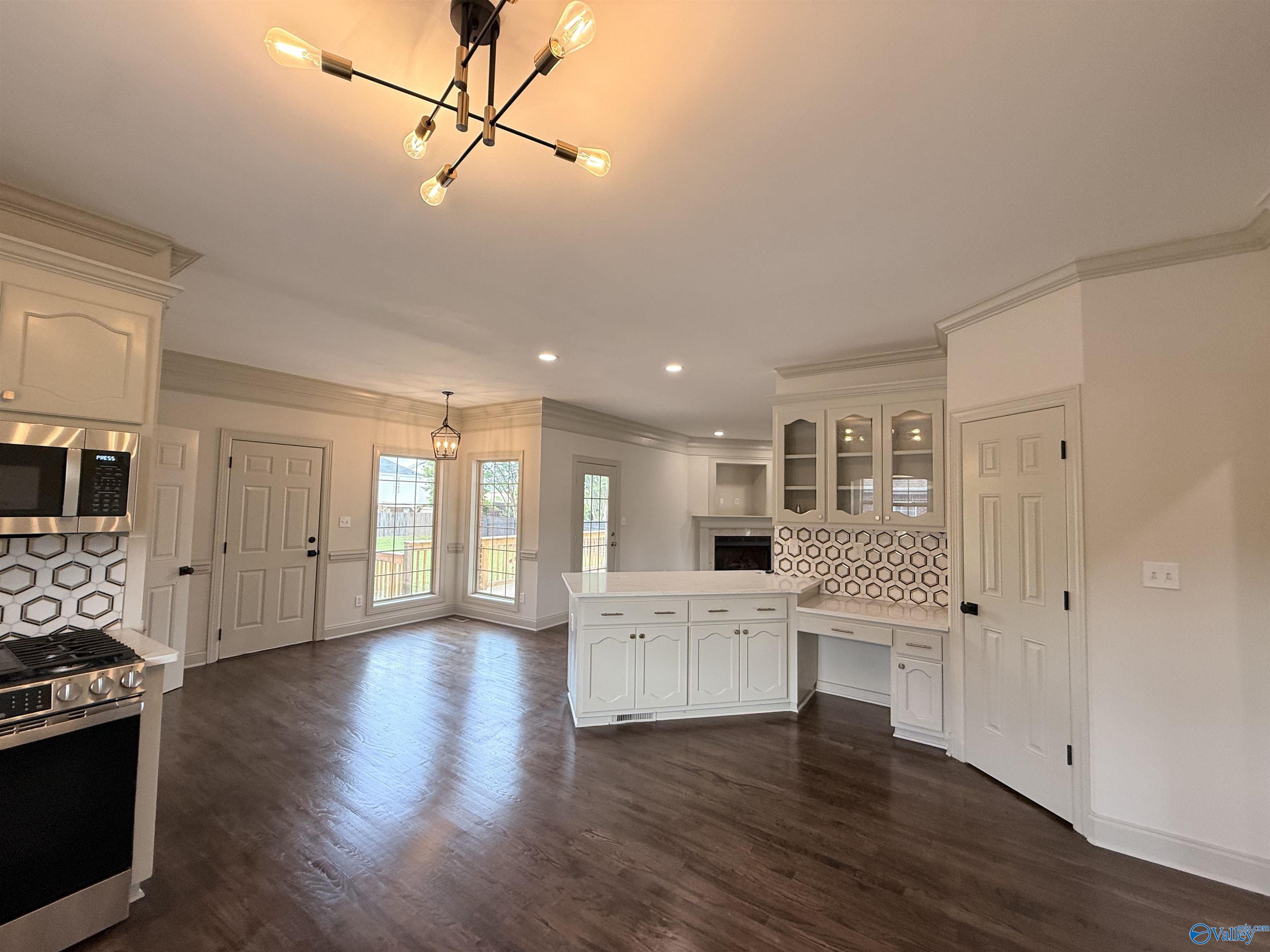 4805 Saddle Ridge Drive, Owens Cross Roads, Alabama image 18