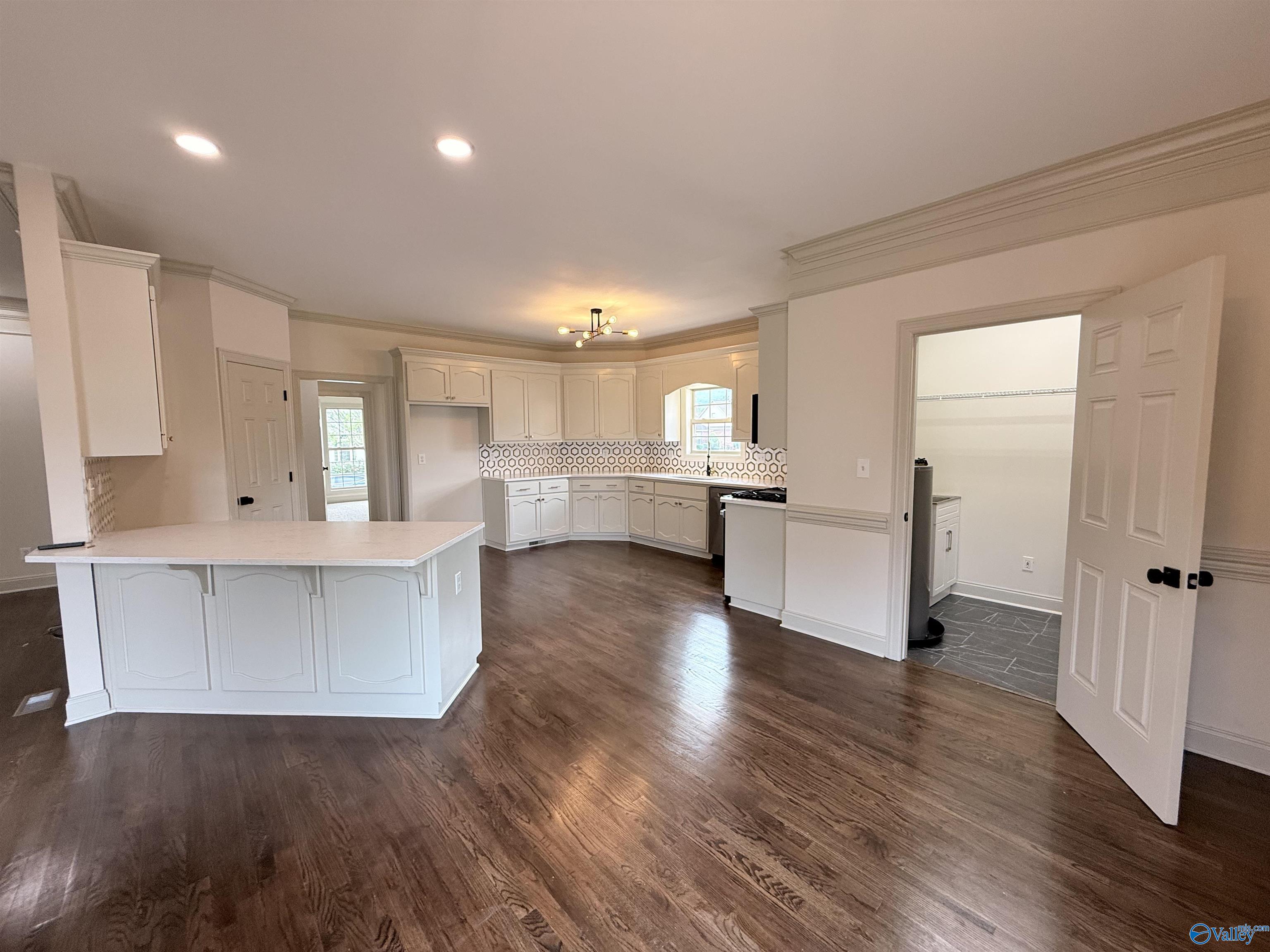 4805 Saddle Ridge Drive, Owens Cross Roads, Alabama image 16