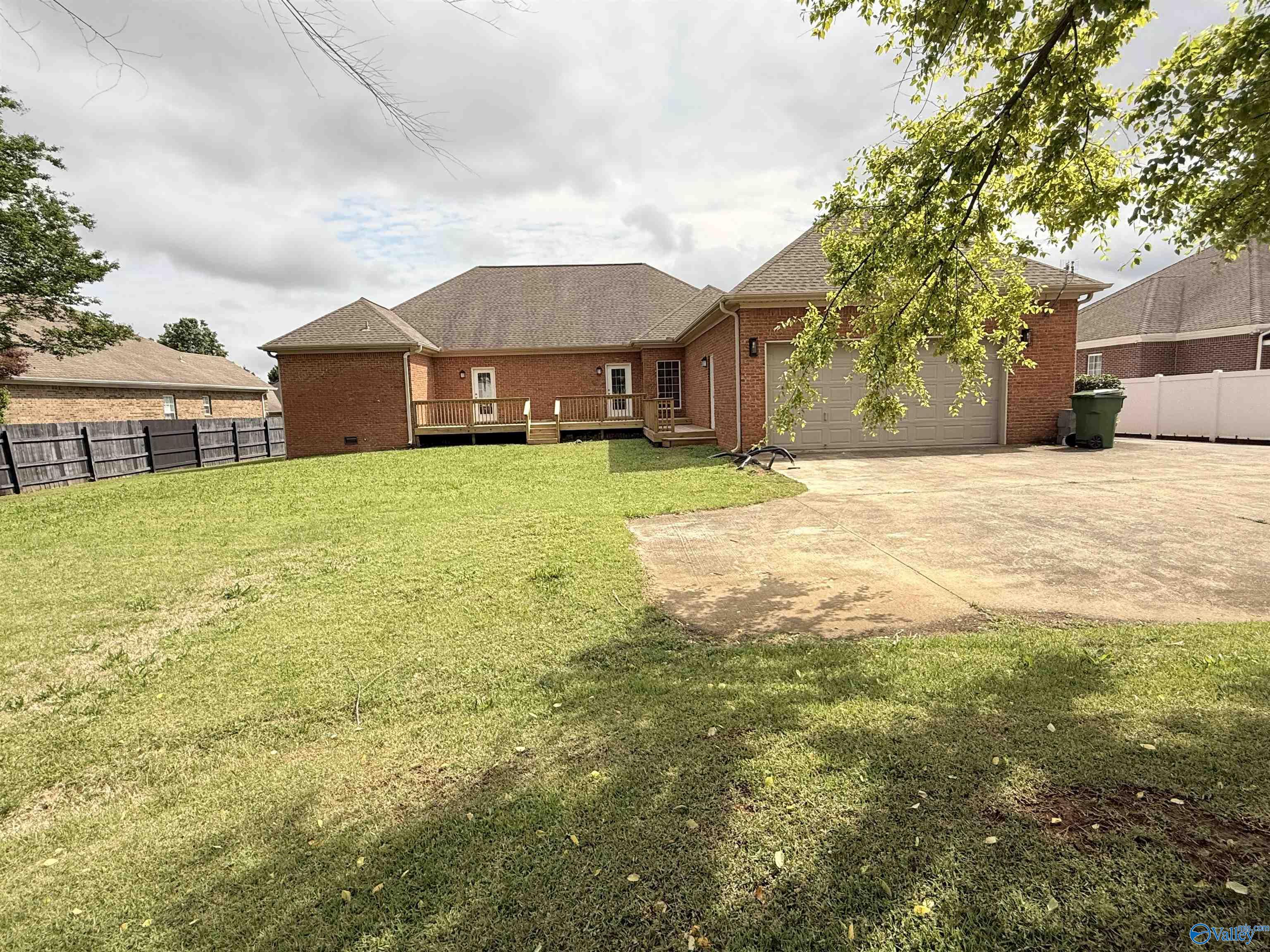 4805 Saddle Ridge Drive, Owens Cross Roads, Alabama image 3