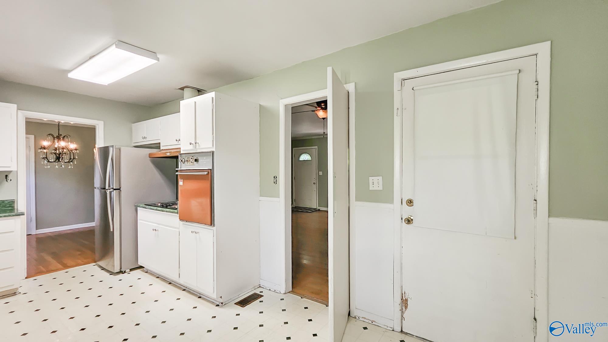 6500 Marsh Avenue, Huntsville, Alabama image 15