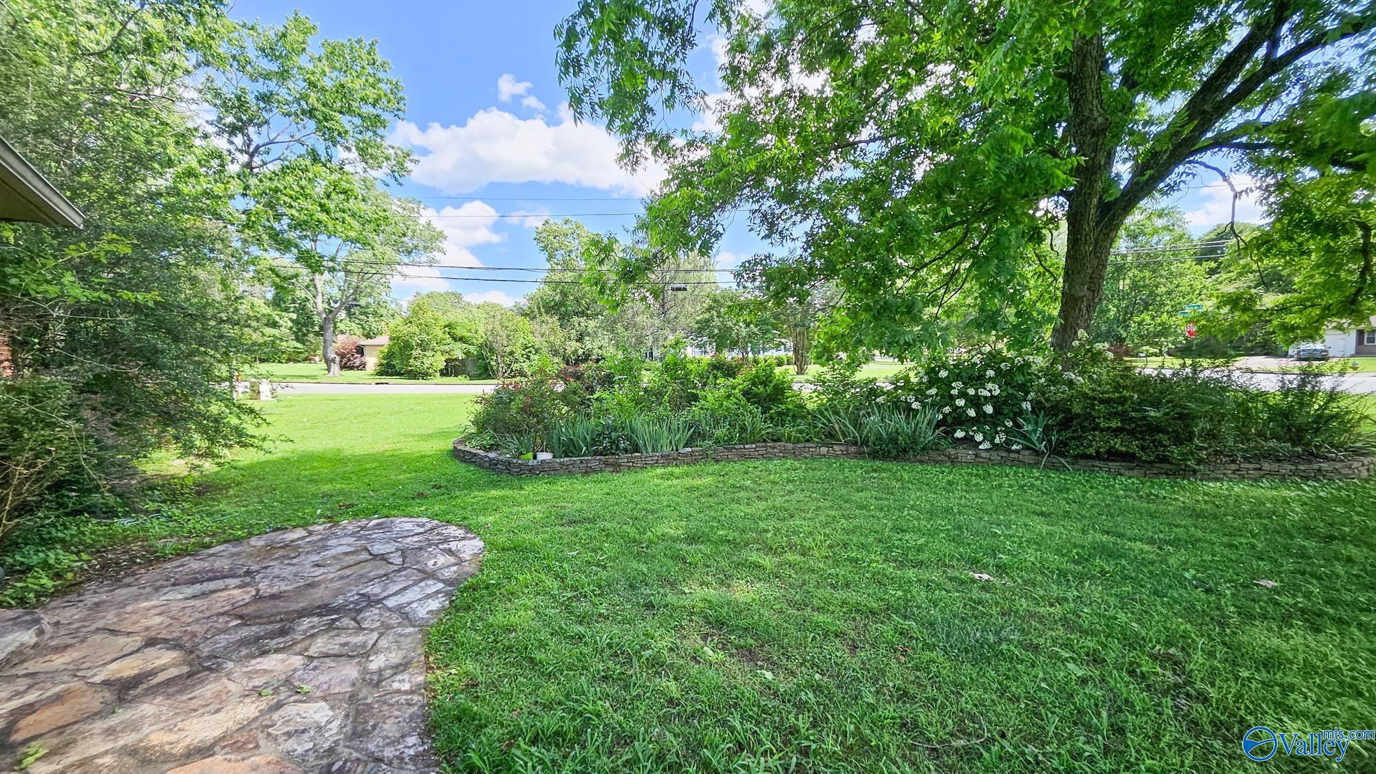 6500 Marsh Avenue, Huntsville, Alabama image 2