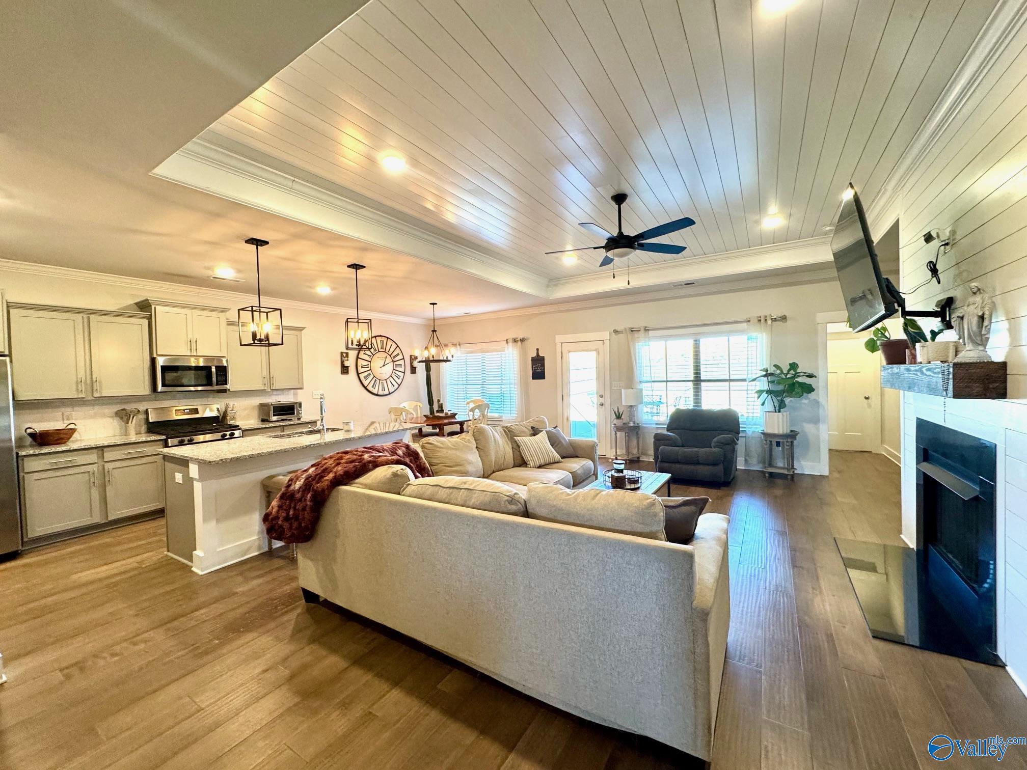 306 Shangrila Way, Meridianville, Alabama image 1