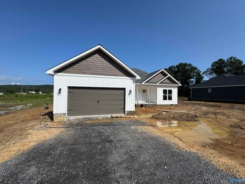 Homes For Sale - 3604 Godfrey Avenue<br/> Dekalb County, Fort Payne, AL 35967