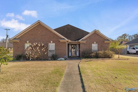 Photo of 2018 Pleasant Drive, Muscle Shoals, AL 35661 (MLS # 21913093)