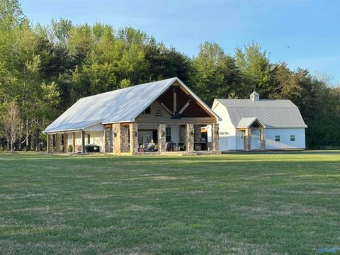 28207 Thach Road Athens AL 35613