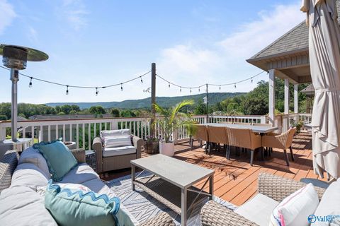 Homes For Sale - 6806 Breyerton Way<br/> Owens Cross Roads, AL 35763