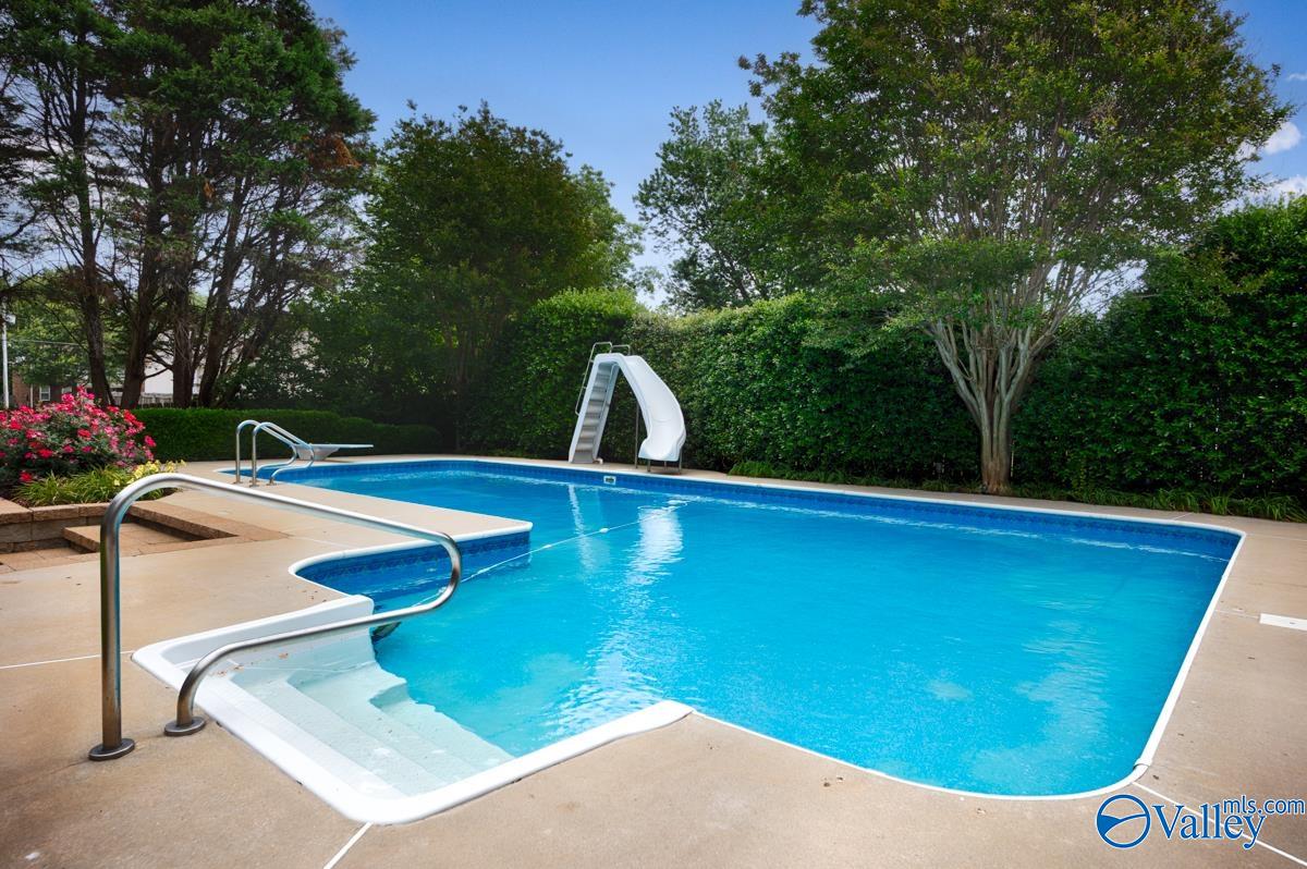 239 Pin Oak Drive
