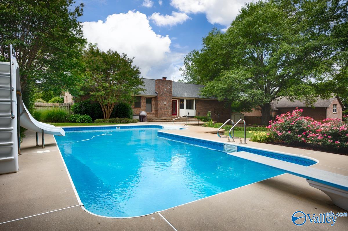 239 Pin Oak Drive