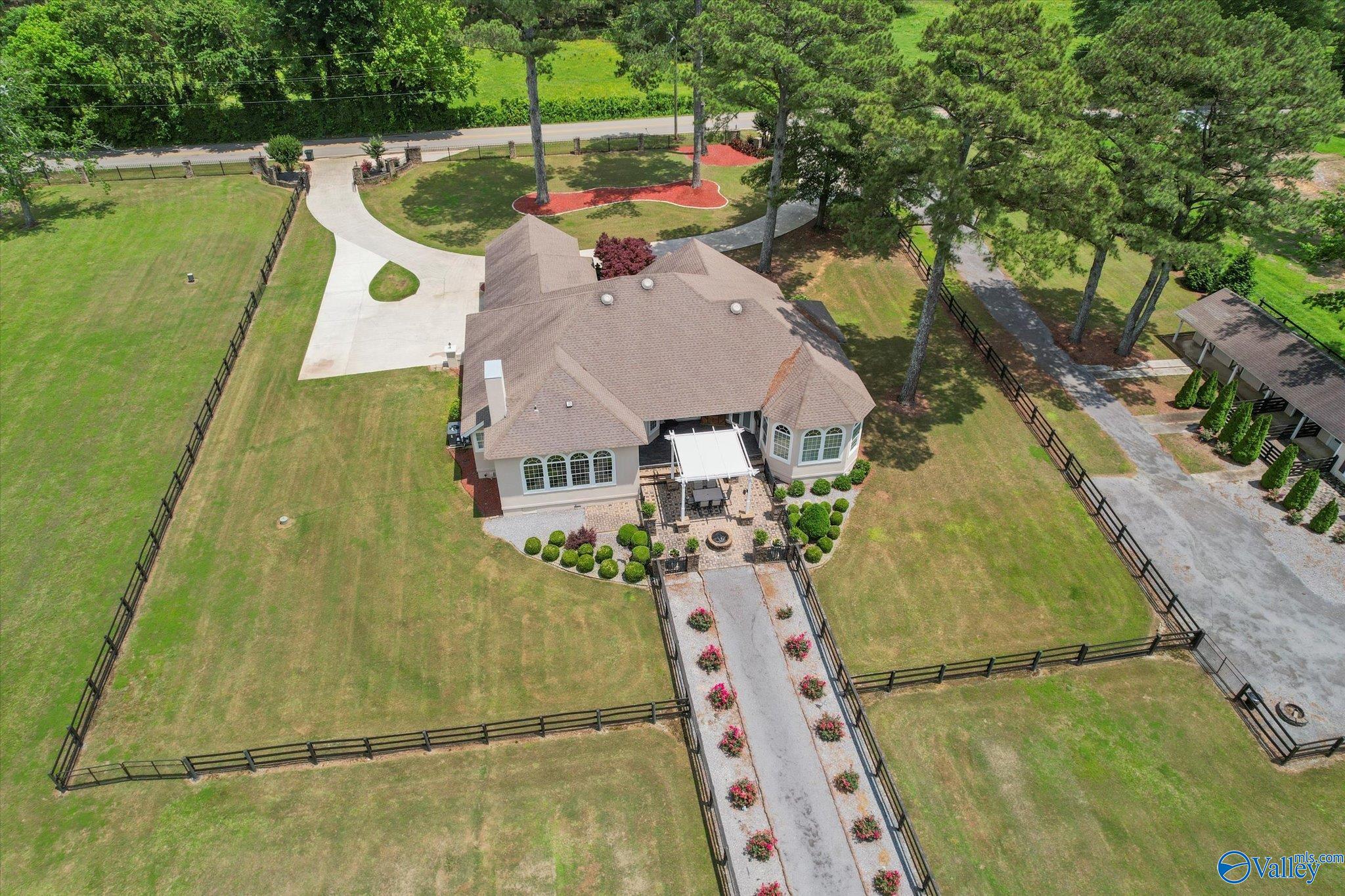 156 South Green Mountain Road, Owens Cross Roads, Alabama image 3