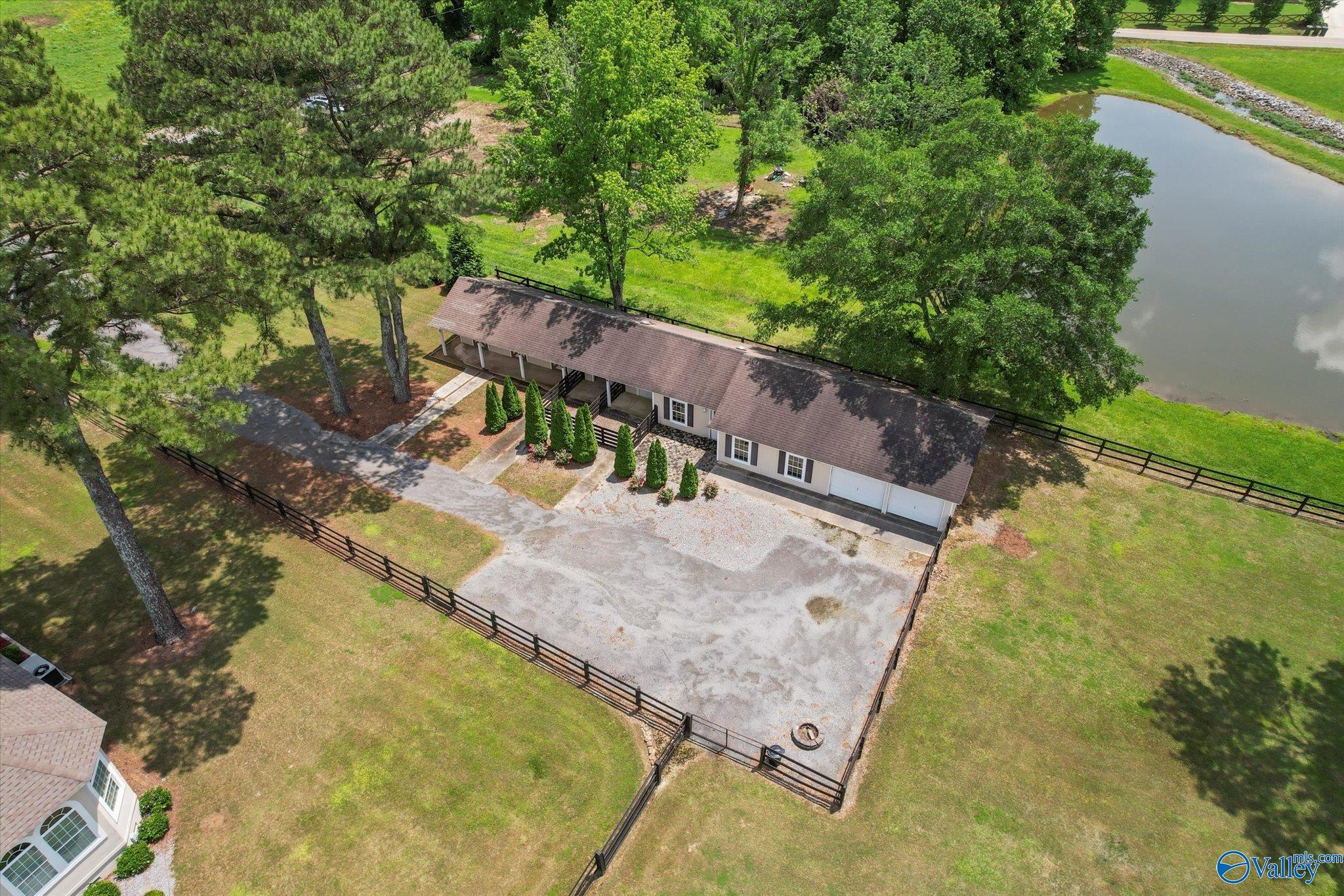 156 South Green Mountain Road, Owens Cross Roads, Alabama image 4