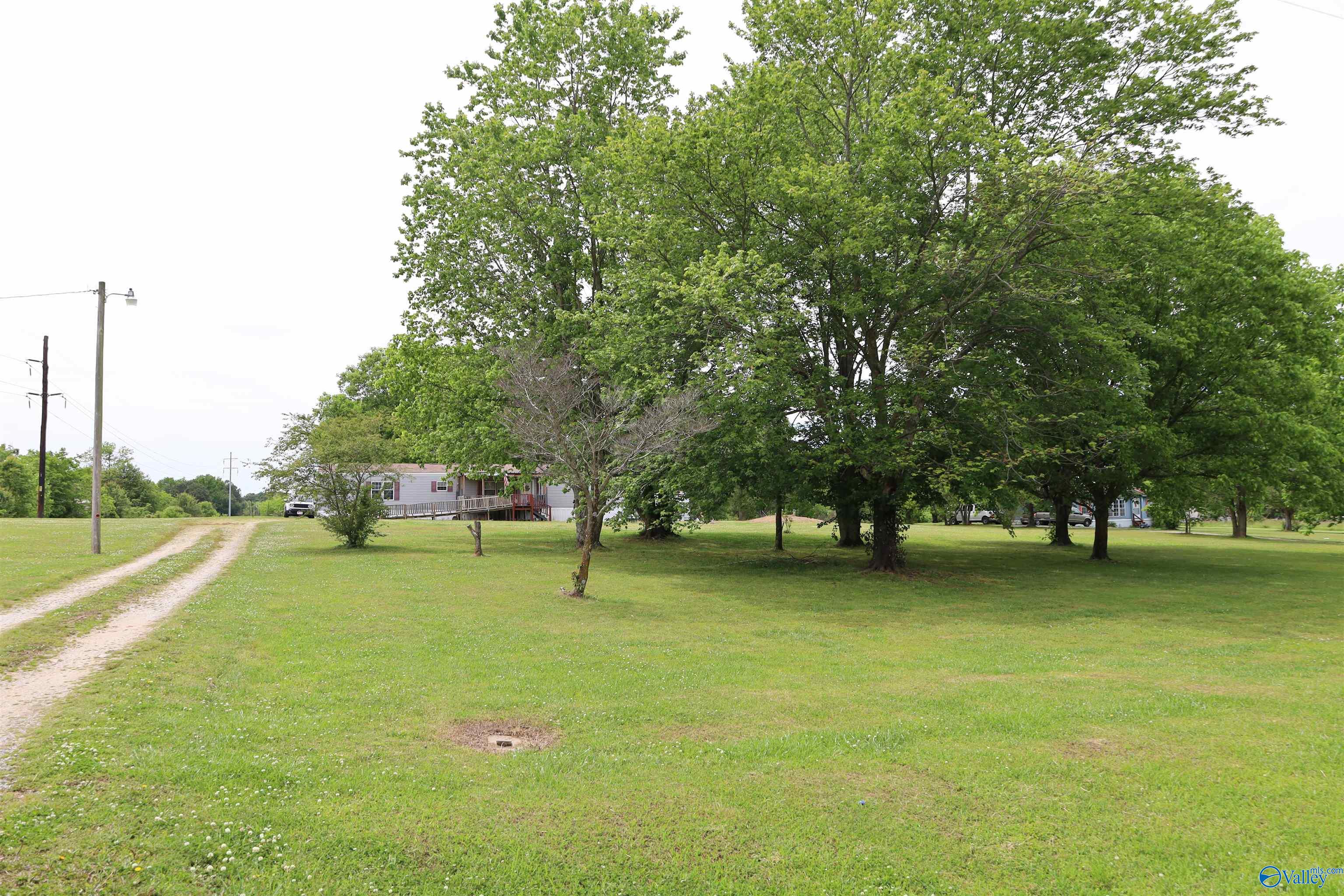 903 County Road 418