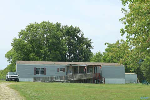 Mobile Home For Sale - 903 County Road 418<br/> Dutton, AL 35744