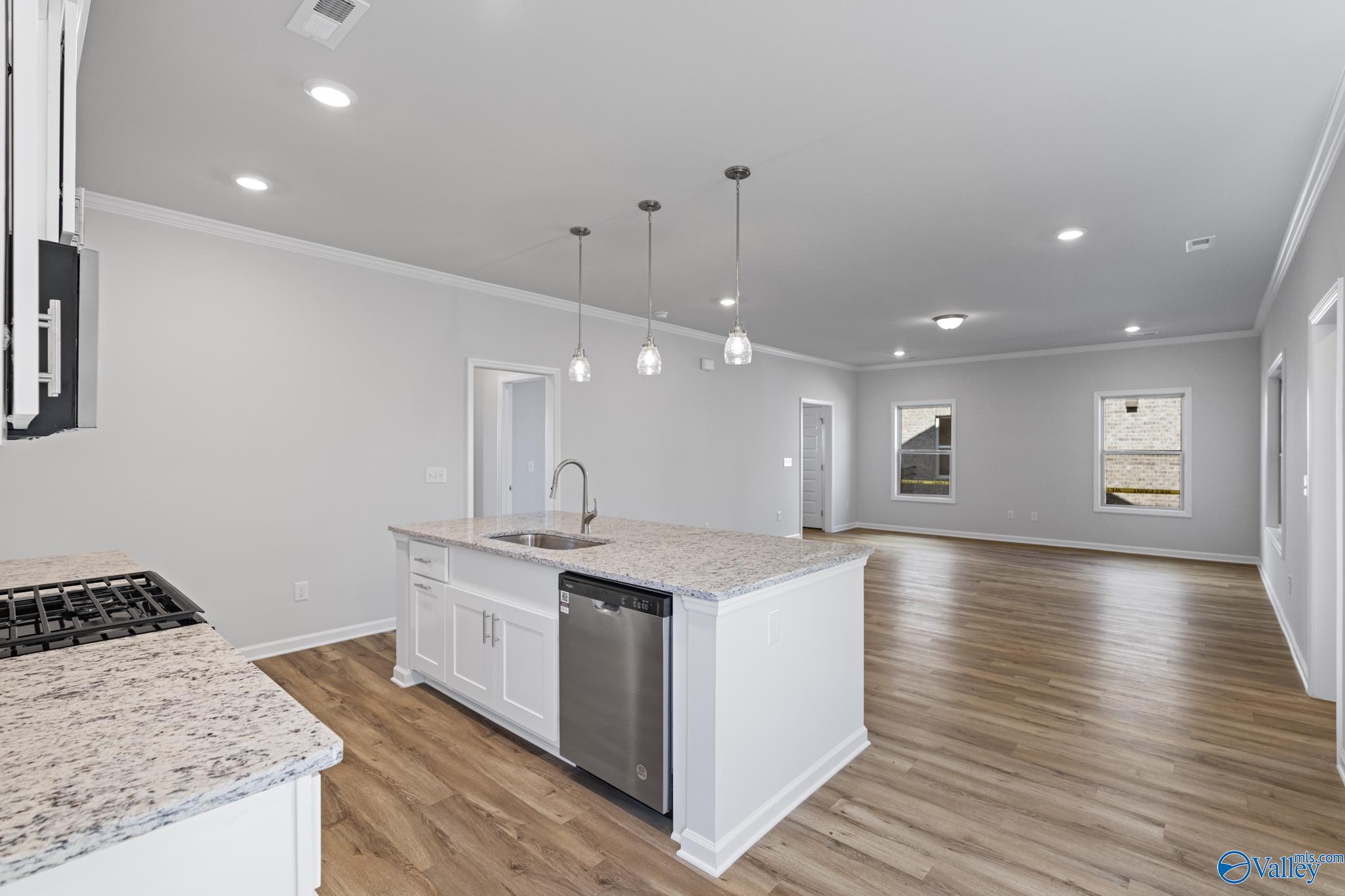 17427 Chelsea Street, Athens, Alabama image 3