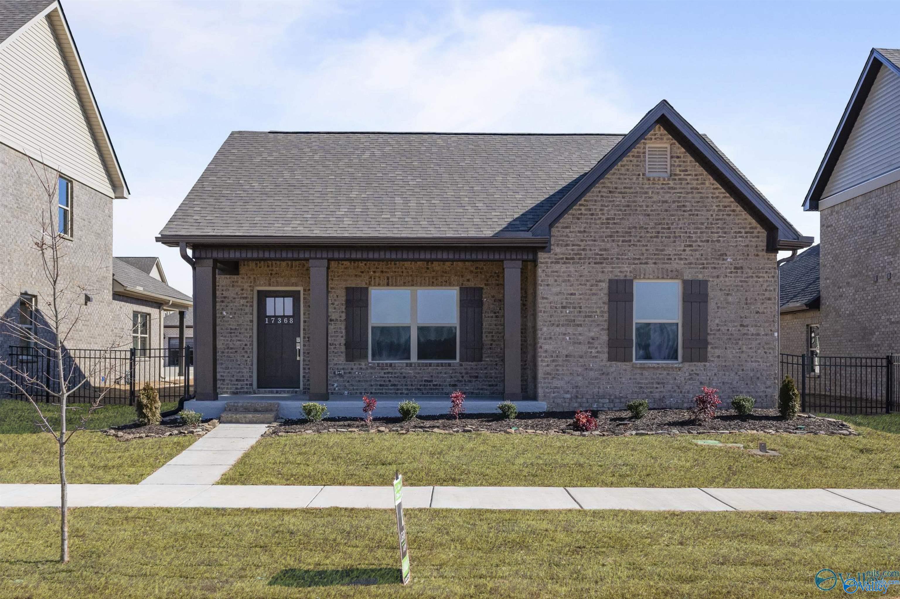 17427 Chelsea Street, Athens, Alabama image 2