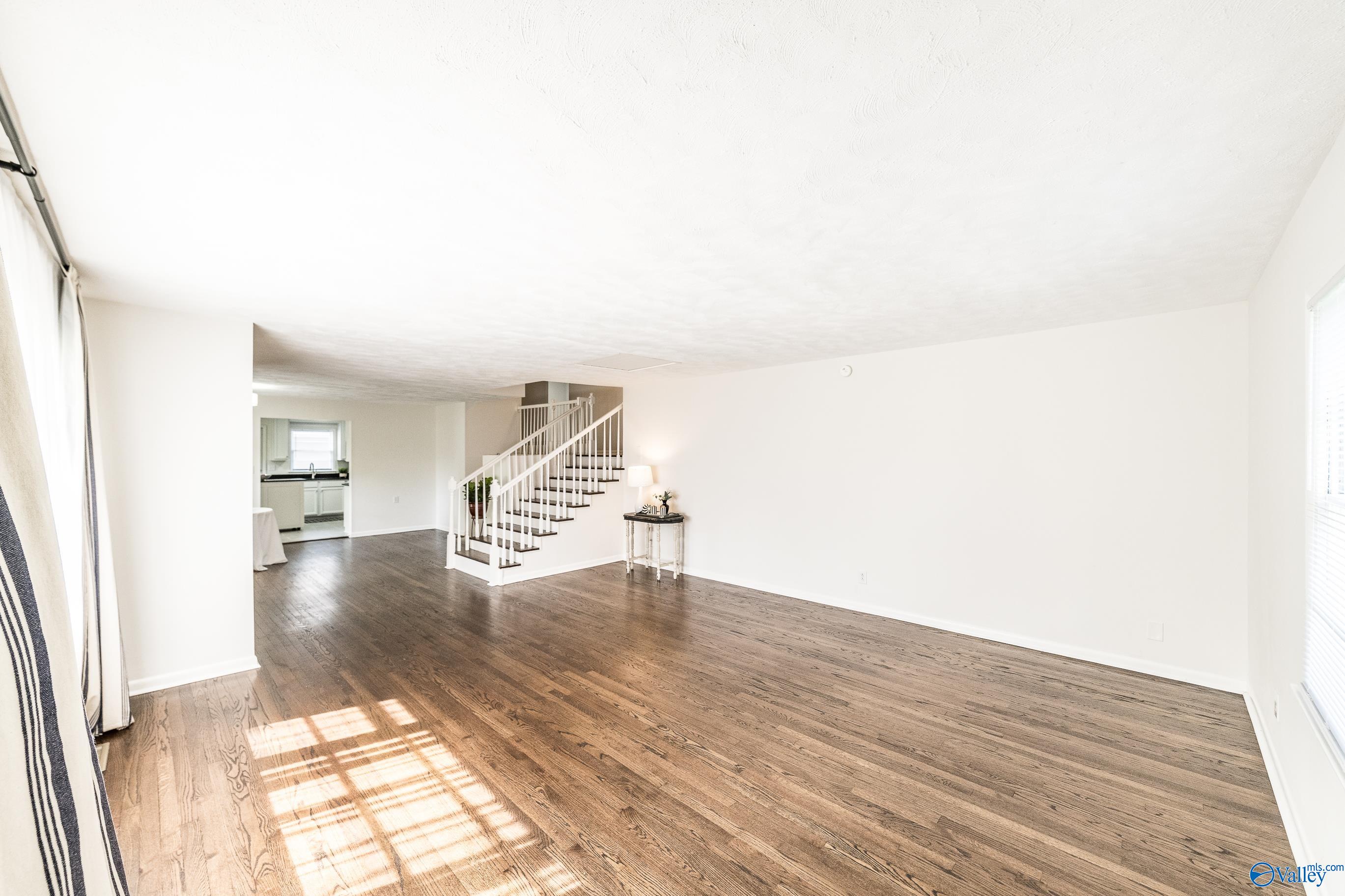 7175 Moores Mill Road NE