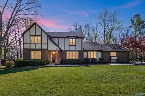 Photo of 187 Stoneway Trail, Madison, AL 35758 (MLS # 21913263)