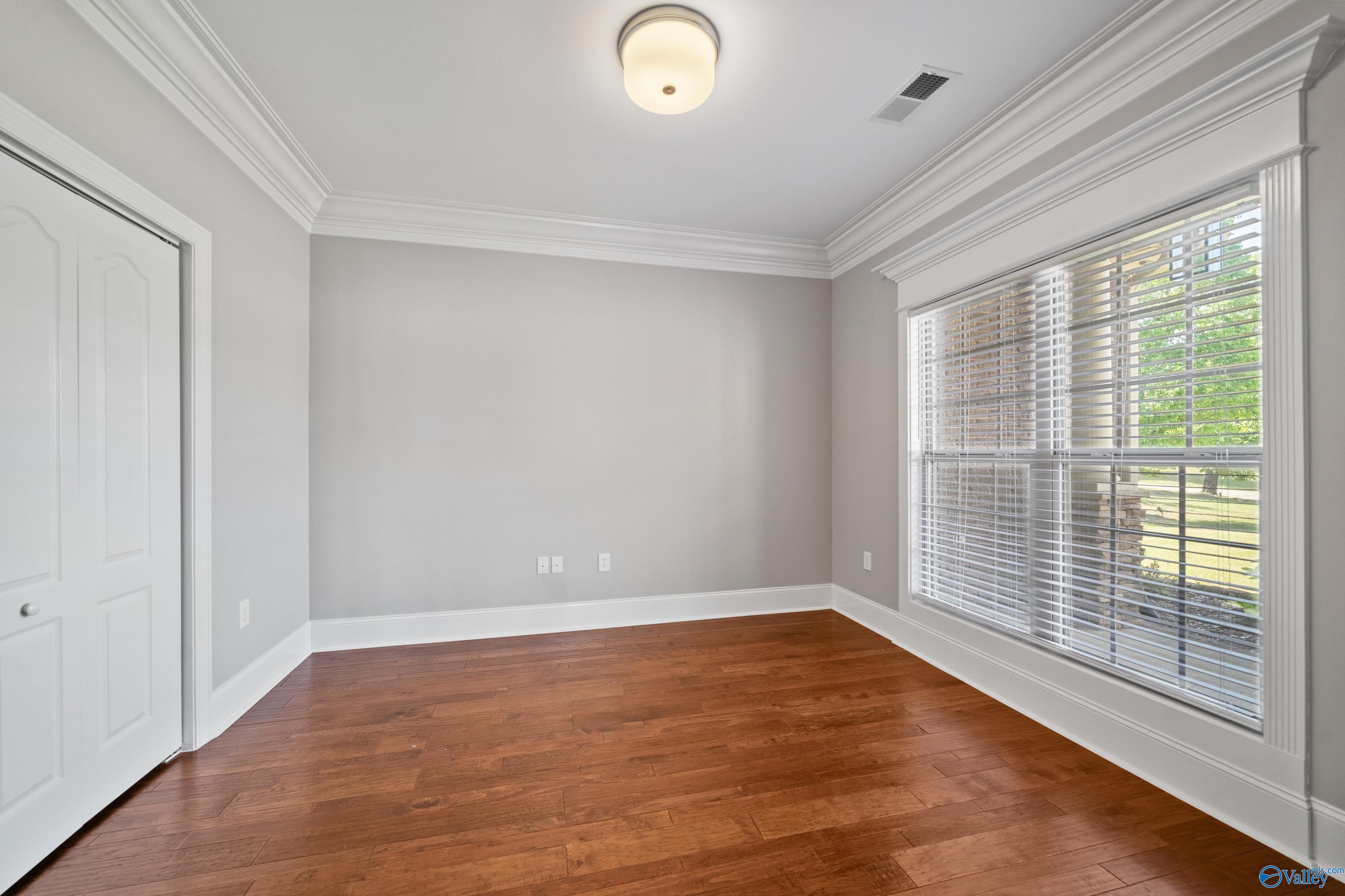 4802 Pinebrook Court, Owens Cross Roads, Alabama image 3