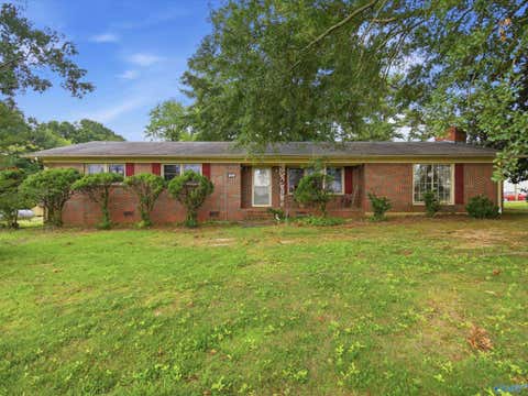 Homes For Sale - 215 Church Avenue<br/> New Hope, AL 35760