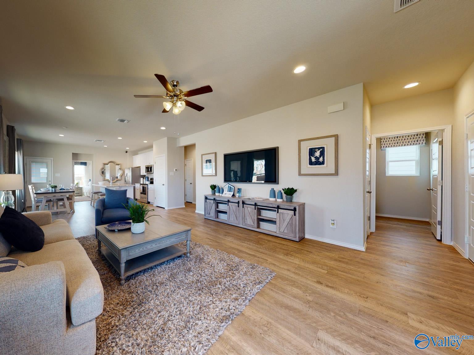 4114 White River