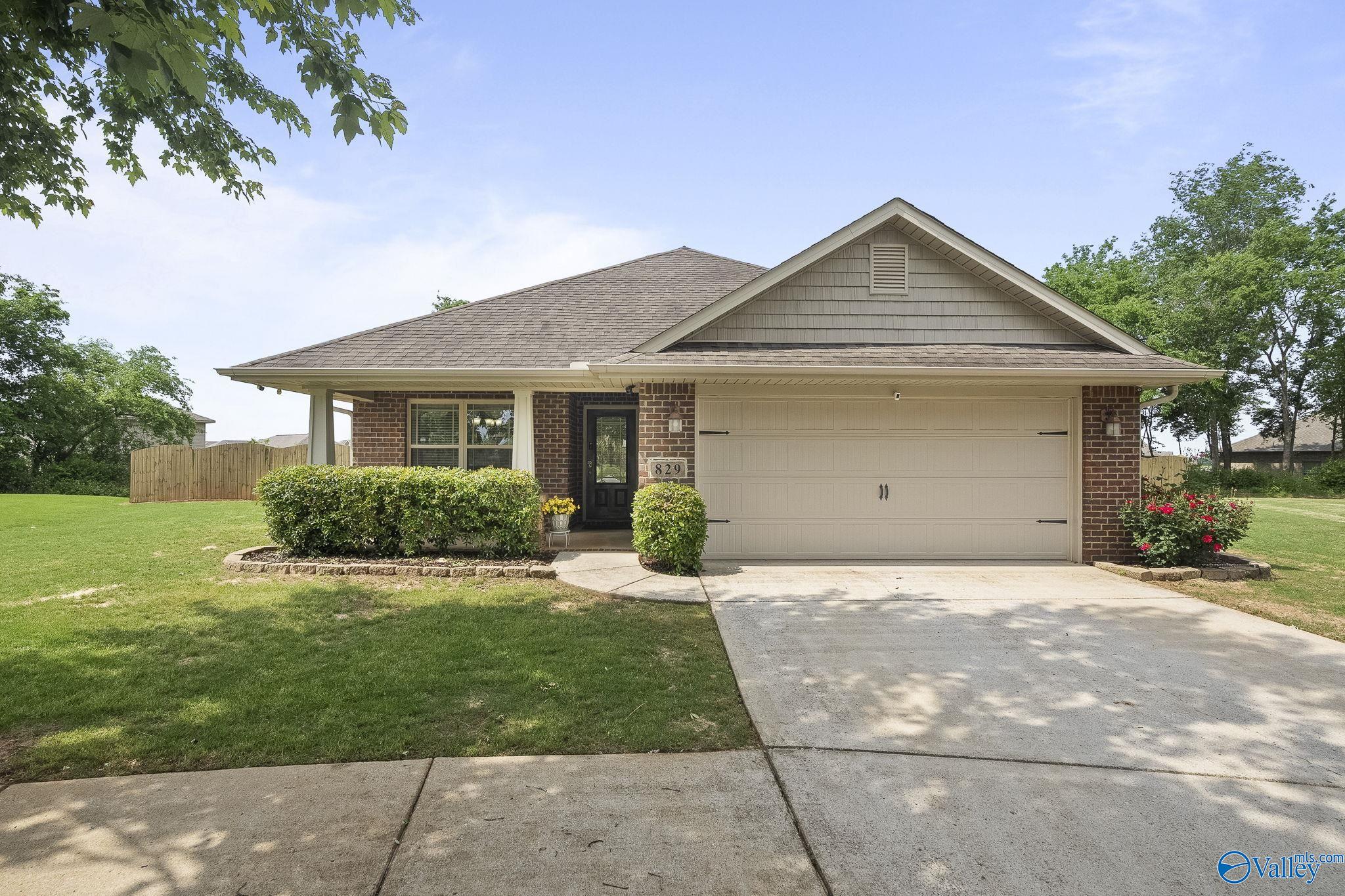 829 River Landing Blvd, Madison, Alabama image 2