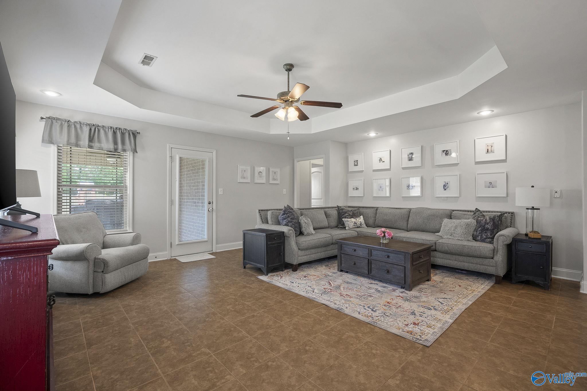 829 River Landing Blvd, Madison, Alabama image 5